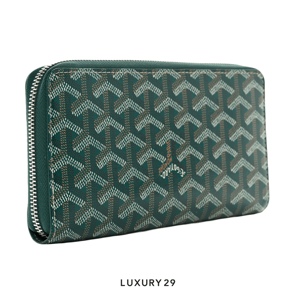 Green goyard wallet shop