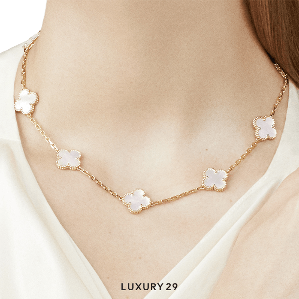 Van cleef alhambra bracelet 5 motifs top